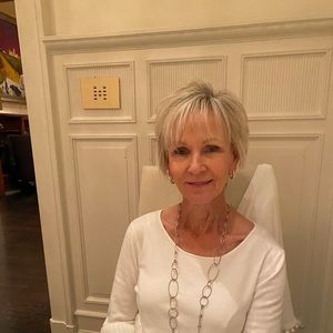 Meet your Posher, Brenna